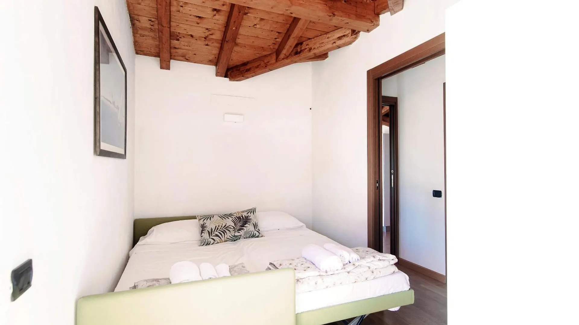 公寓 切尔诺比奥Relax Tra Montagna E Lago - Private Parking公寓
